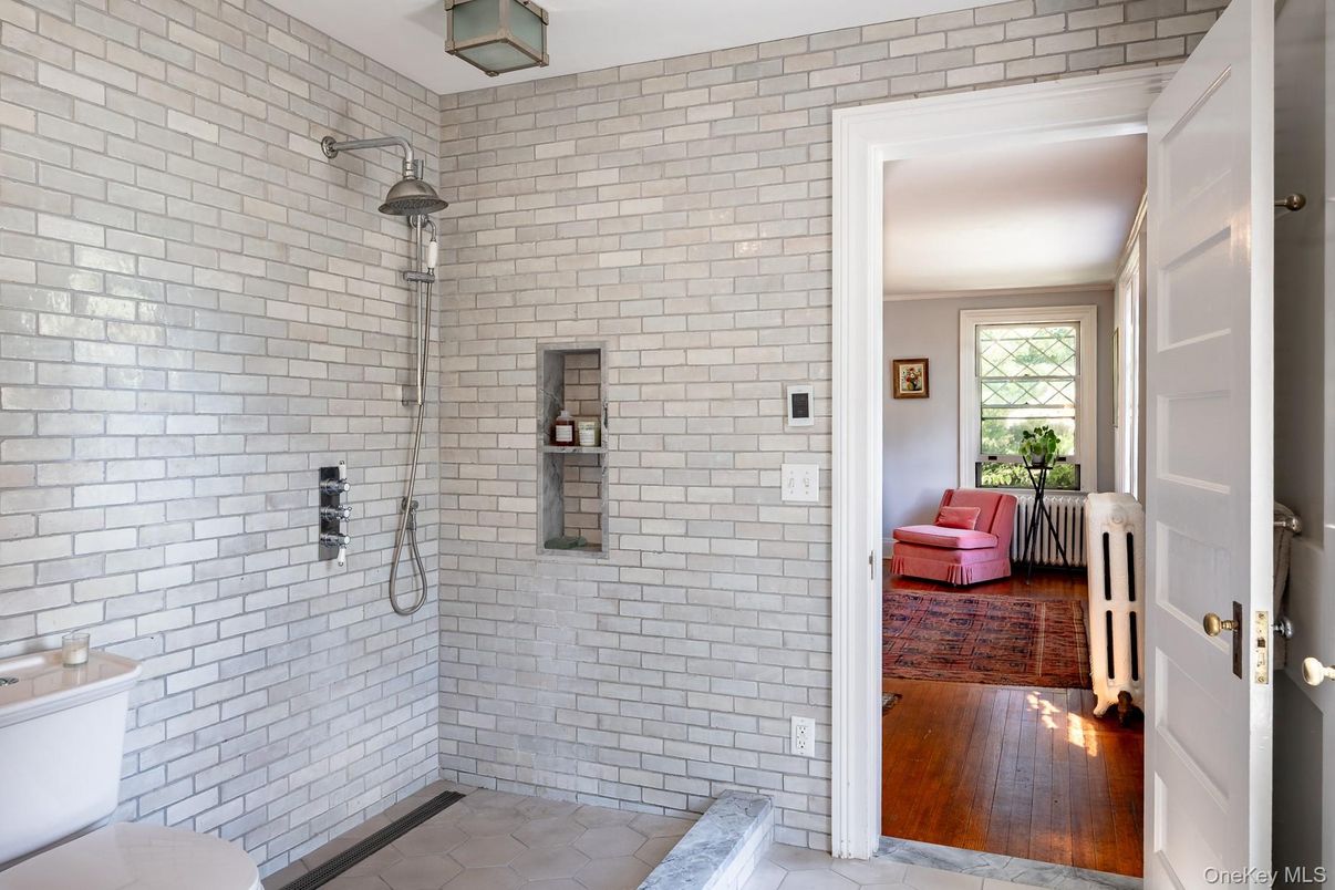 Bathroom, Interior, Stone Walls, Wood Texture Flooring