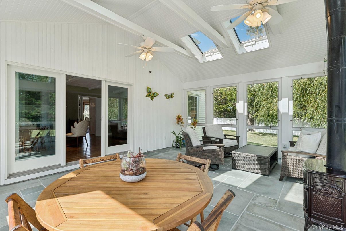 Dining room, Interior, Living room, Sun Room