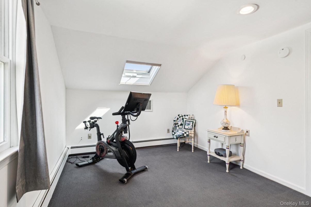 Fitness Equipment, Interior, Recessed Lighting