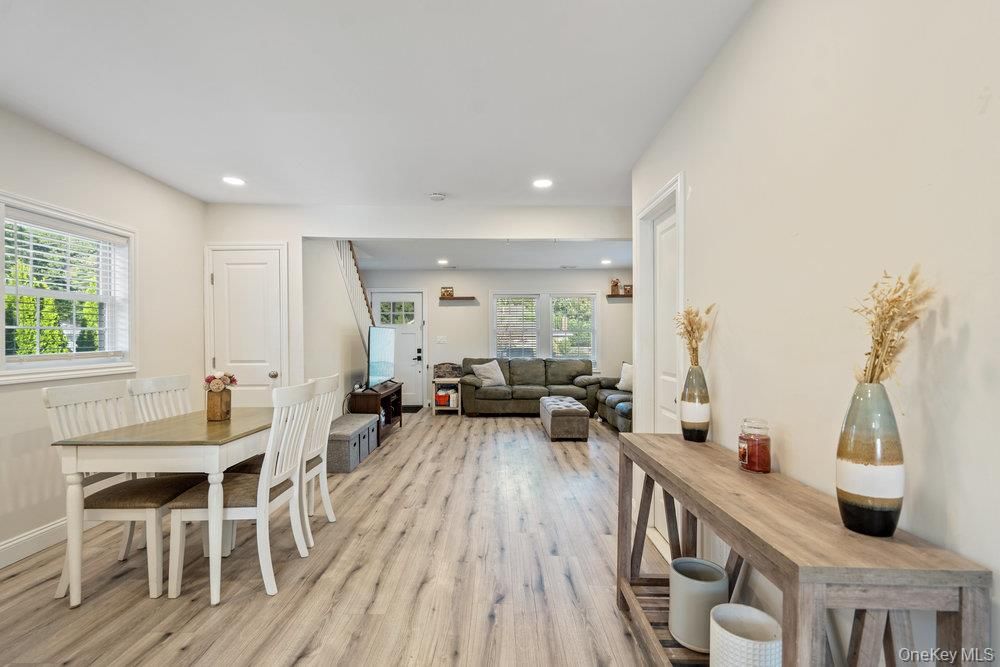 Dining room, Interior, Living room, Recessed Lighting, Wood Texture Flooring