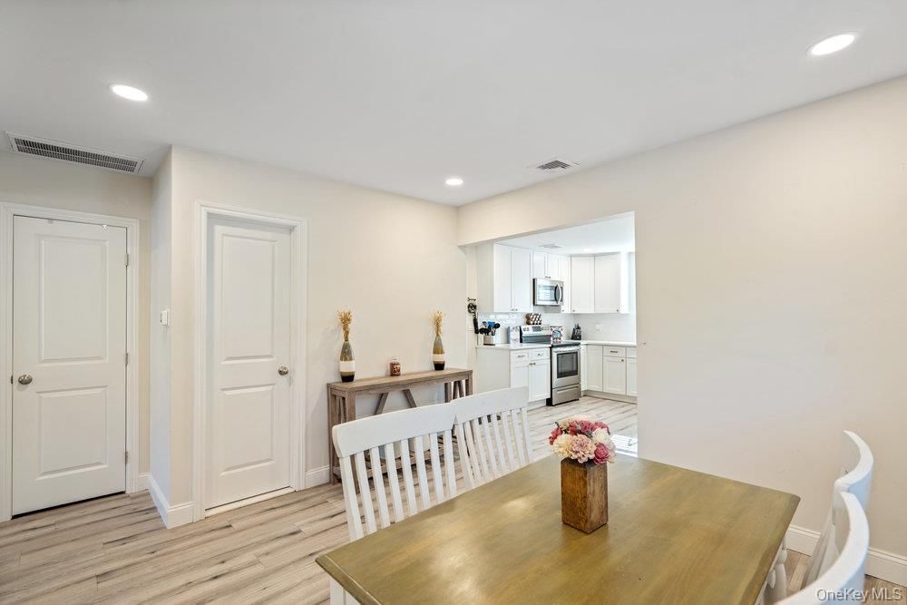 Dining room, Interior, Kitchen, Recessed Lighting, Wood Texture Flooring