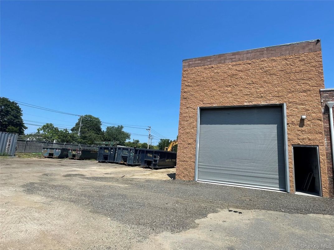Backyard, Detached Garage, Exterior