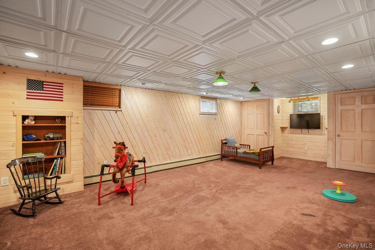 Empty room, Interior, Recessed Lighting, Stone Walls