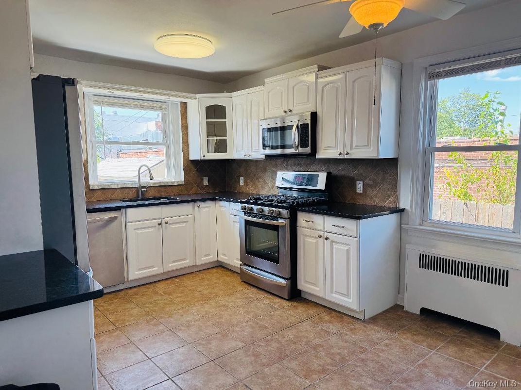 Interior, Kitchen, Stainless Steel Appliances