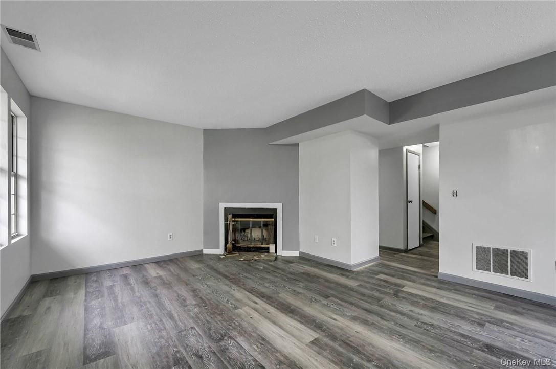 Empty room, Fireplace, Interior, Wood Texture Flooring