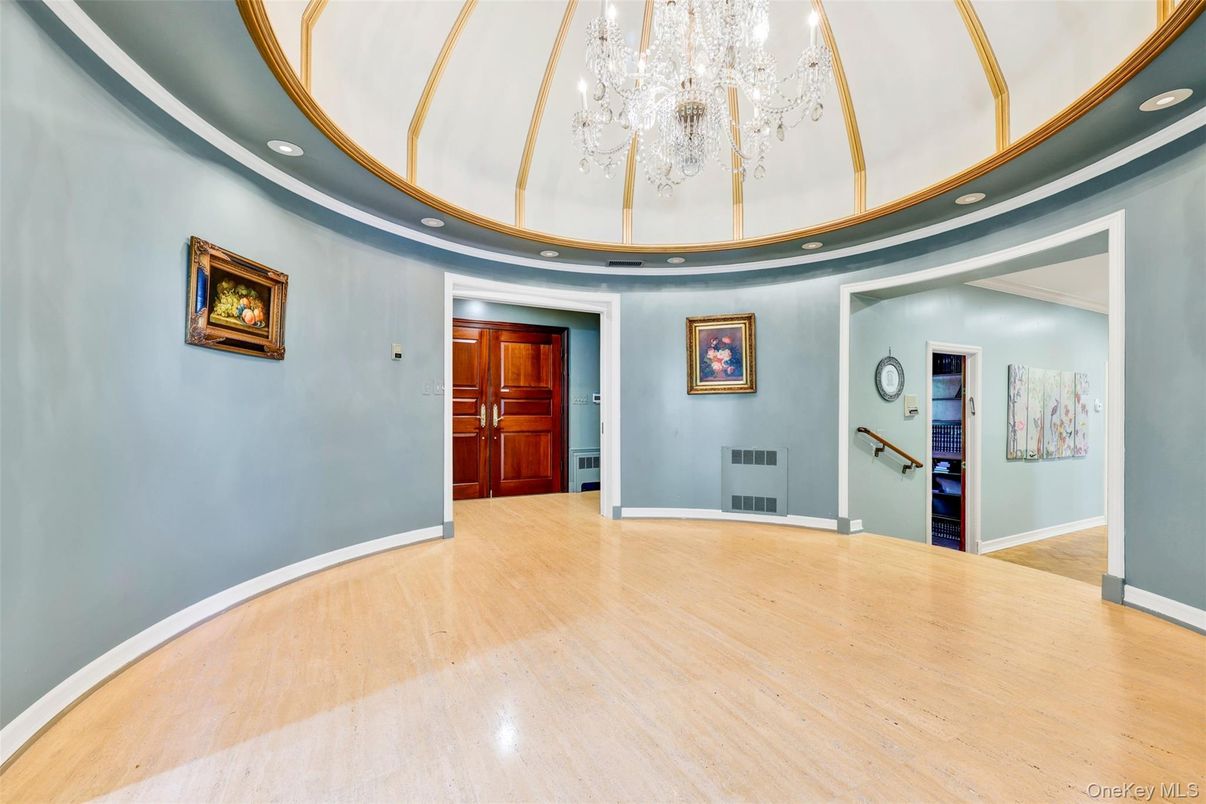 Chandelier, Empty room, Interior, Recessed Lighting, Wood Texture Flooring