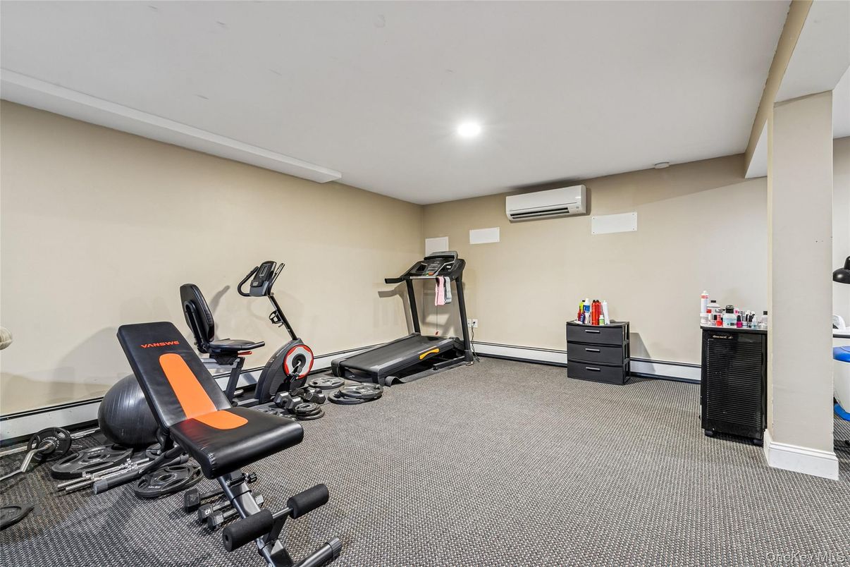 Fitness Equipment, Interior, Recessed Lighting