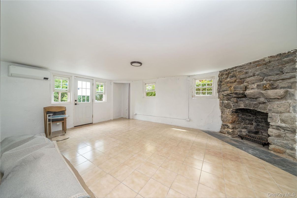 Empty room, Fireplace, Interior, Stone Walls