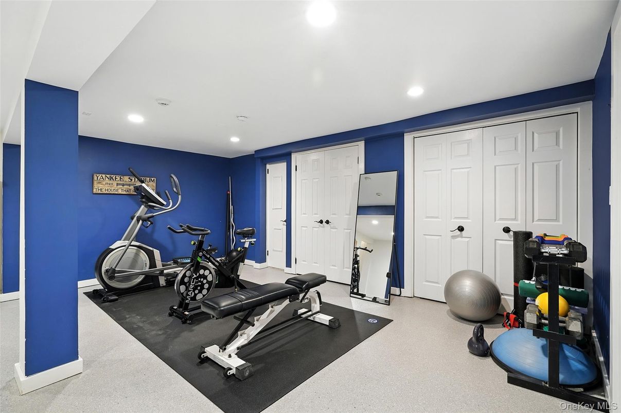 Fitness Equipment, Interior, Recessed Lighting