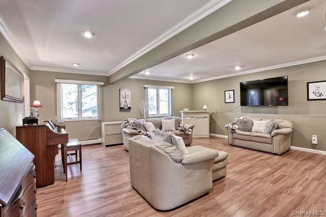 Interior, Living room, Piano, Recessed Lighting, Wood Texture Flooring