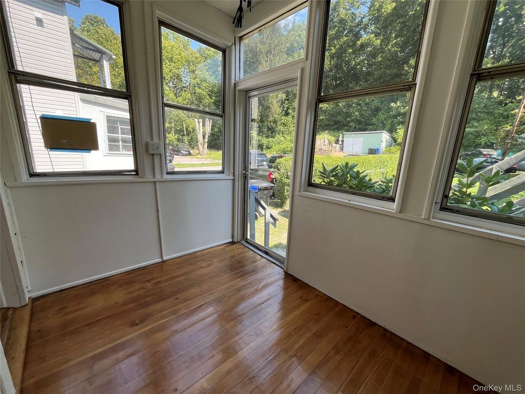 Interior, Sun Room, Wood Texture Flooring