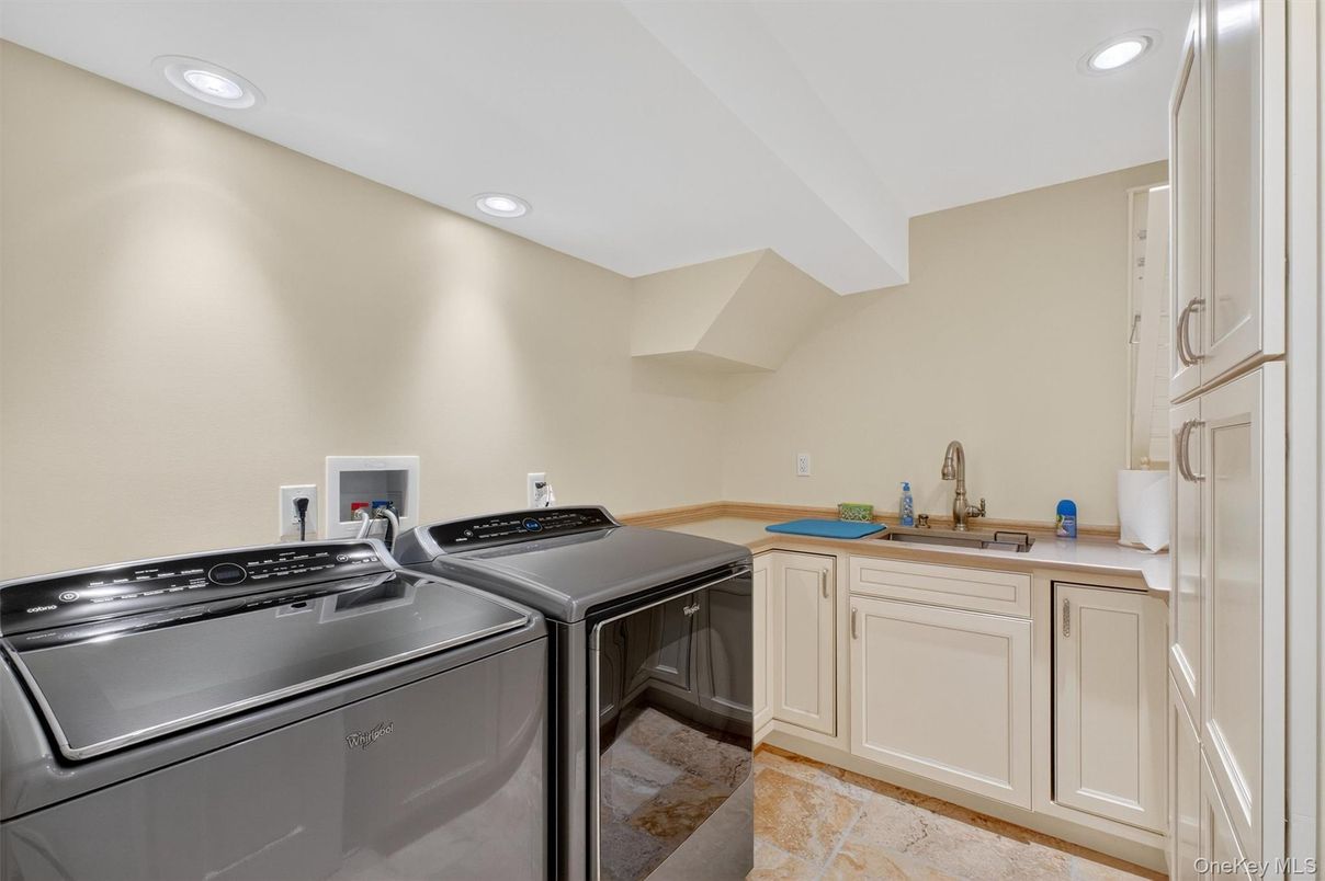 Interior, Recessed Lighting, Washer