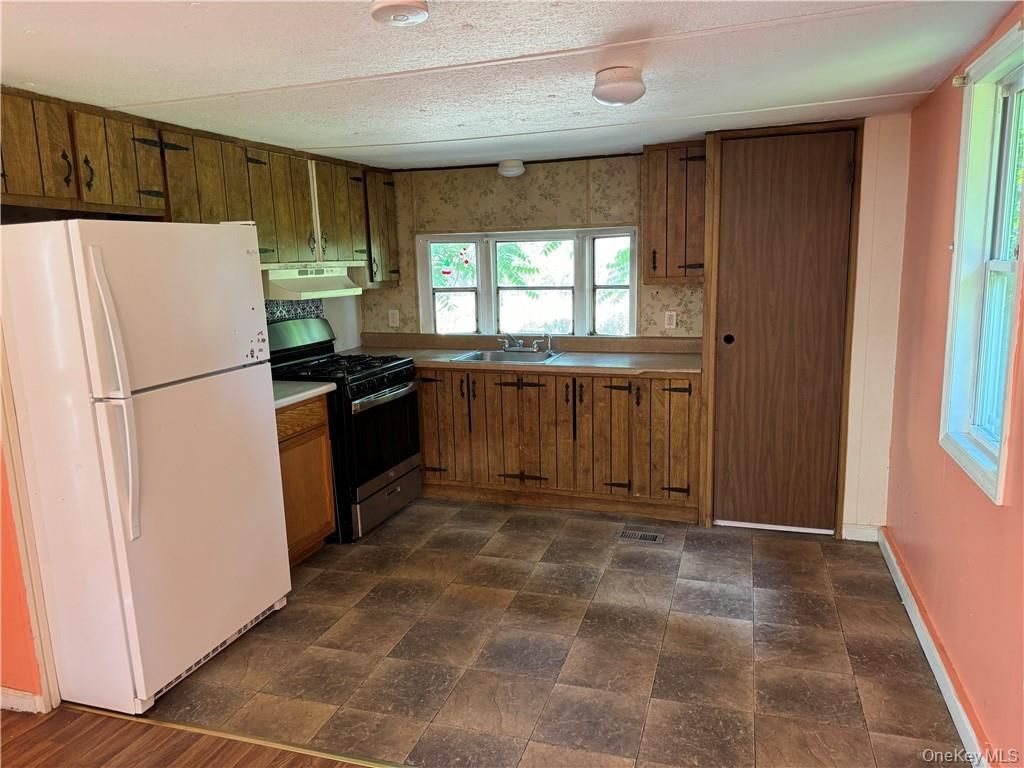 Interior, Kitchen, Wooden Walls