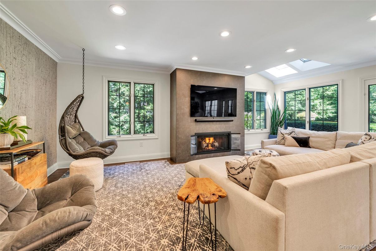 Fireplace, Interior, Living room, Recessed Lighting