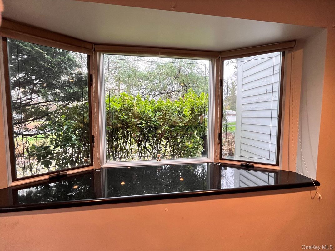 Empty room, Interior, Sun Room