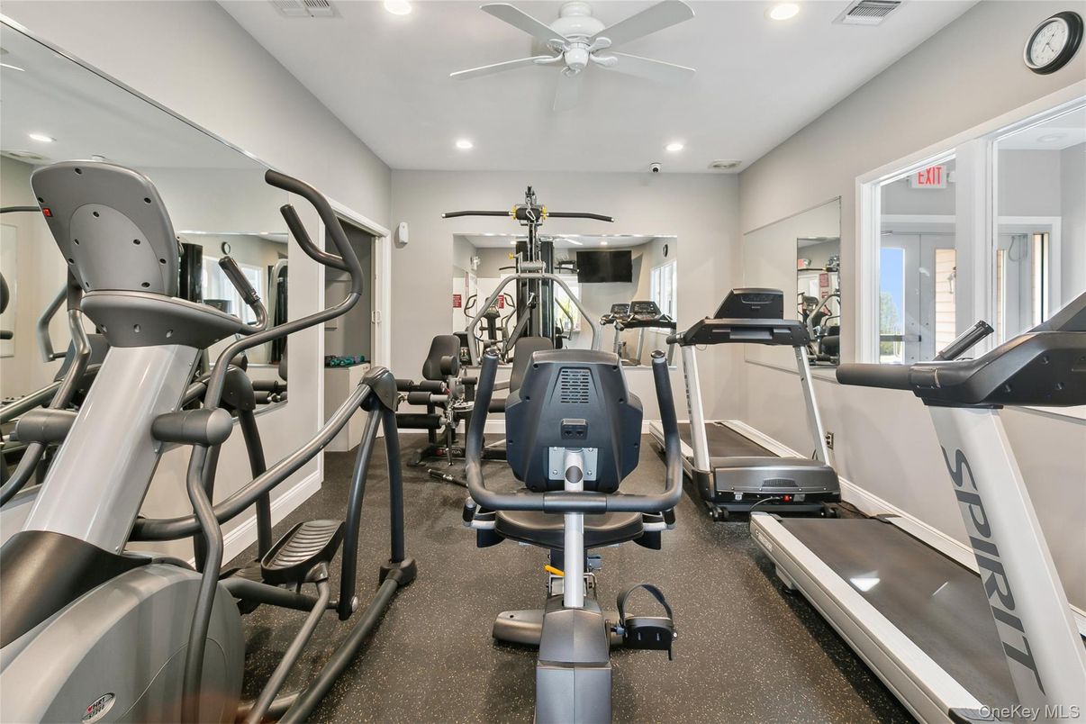 Fitness Equipment, Interior, Recessed Lighting