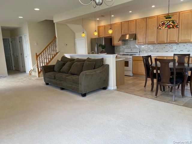 Dining room, Interior, Kitchen, Pendant Lights, Recessed Lighting