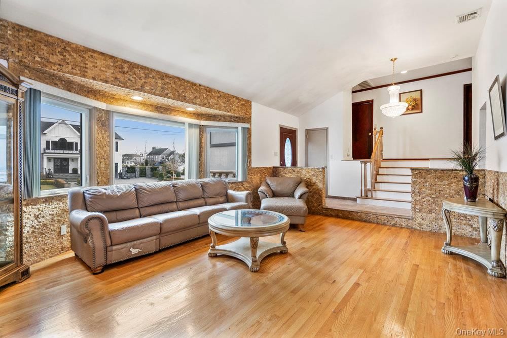 Interior, Living room, Pendant Lights, Wood Texture Flooring