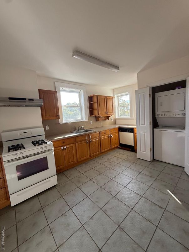 Interior, Kitchen, Washer
