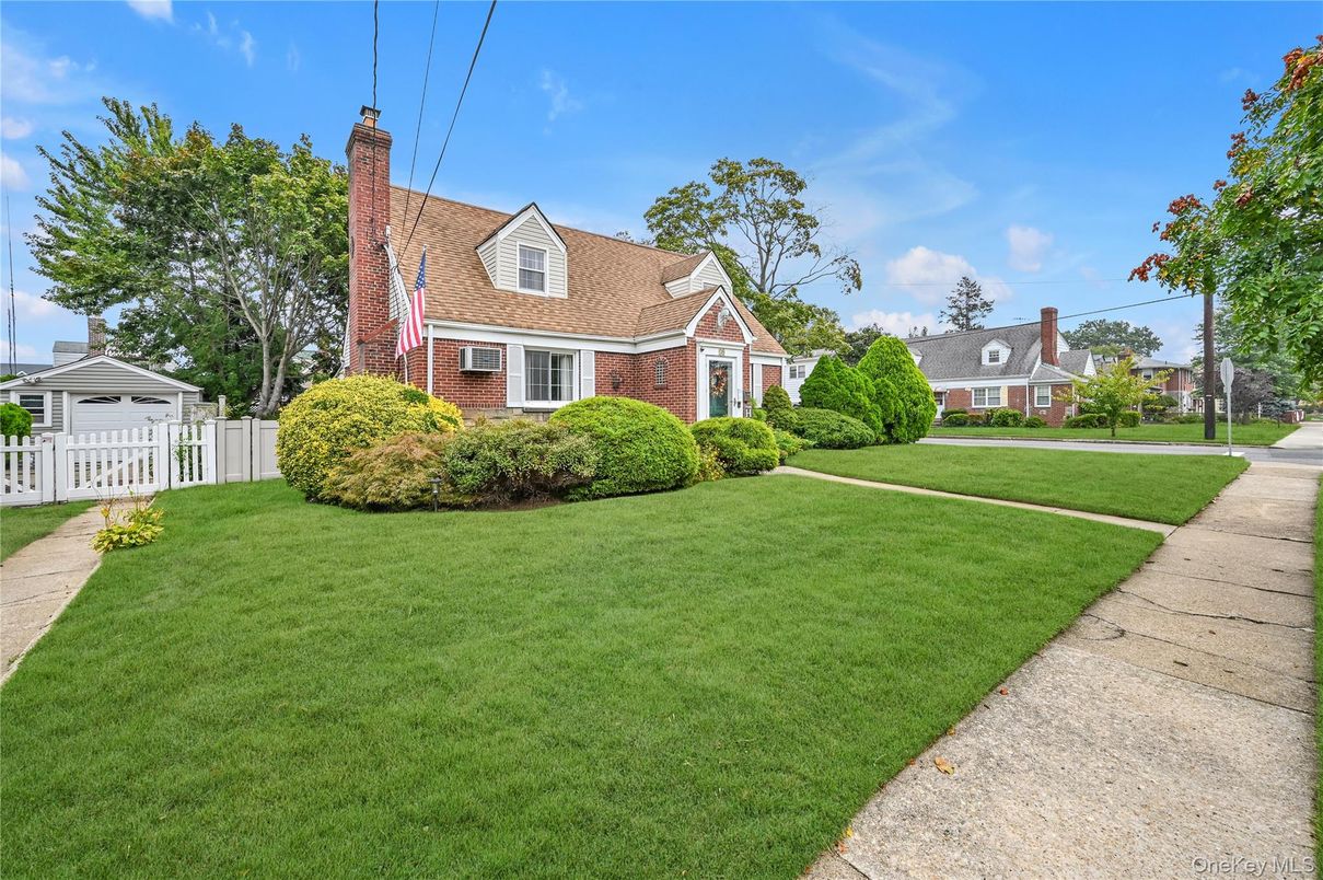 Backyard, Detached Garage, Exterior, Facade, Brick Facade, Cape Cod