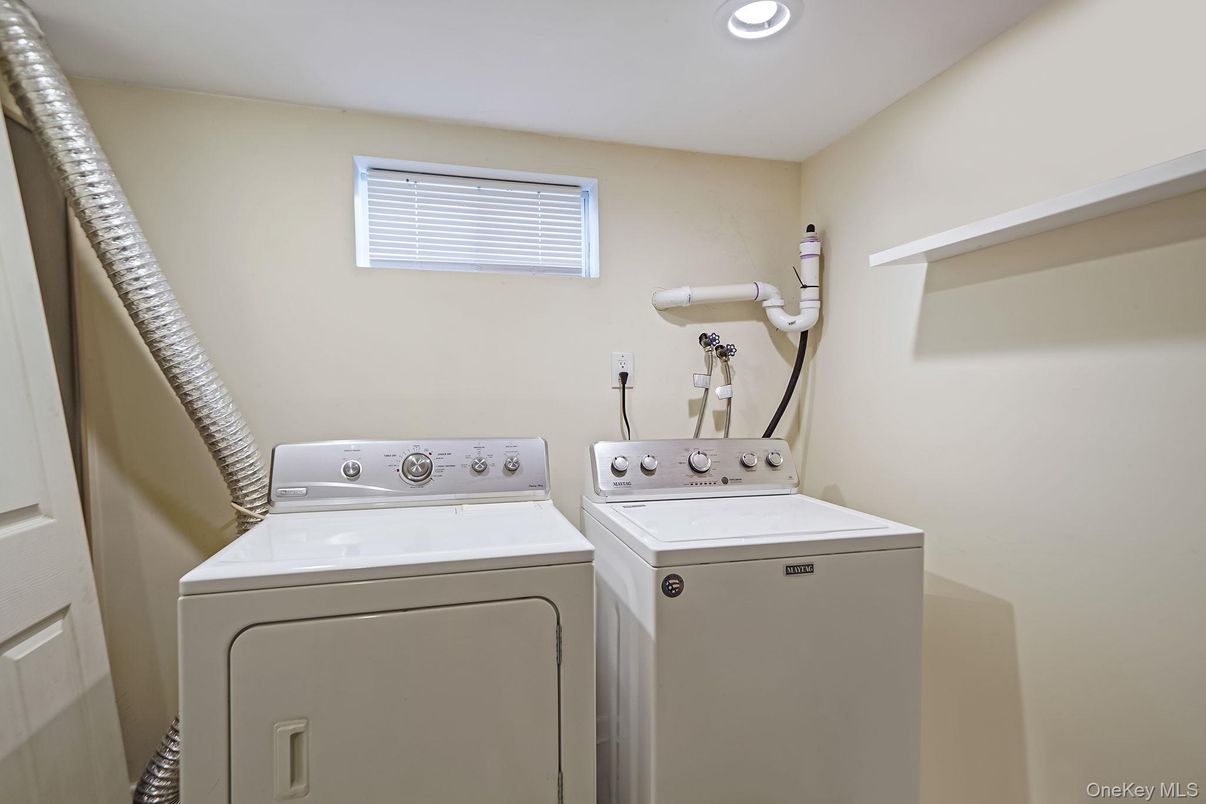 Interior, Recessed Lighting, Utility Closets, Washer