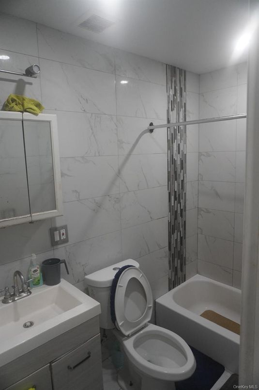 Bathroom, Interior, Marble Walls