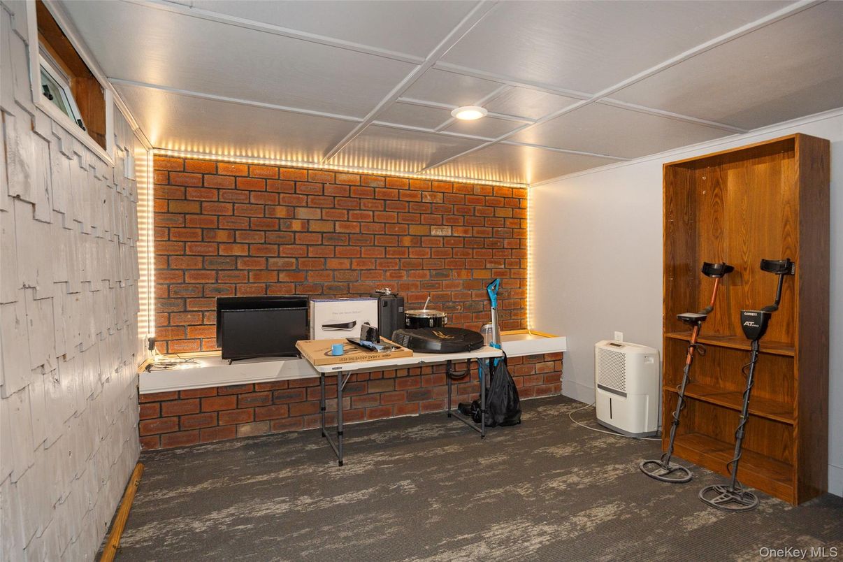 Home Office, Interior, Recessed Lighting, Stone Walls