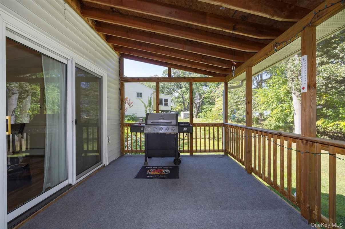 Interior, Sun Room, Wooden Beams