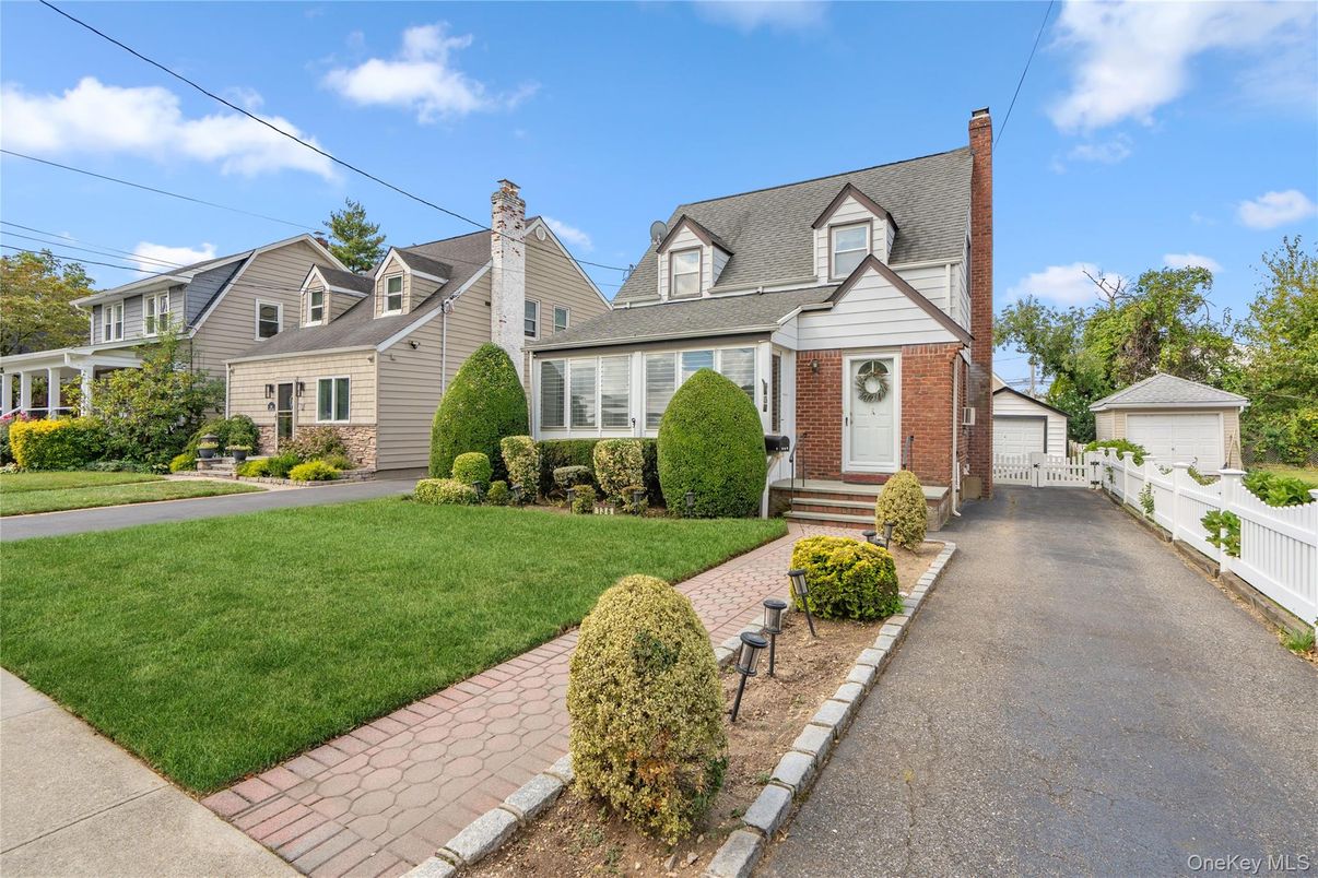 Detached Garage, Exterior, Facade, Brick Facade, Cape Cod