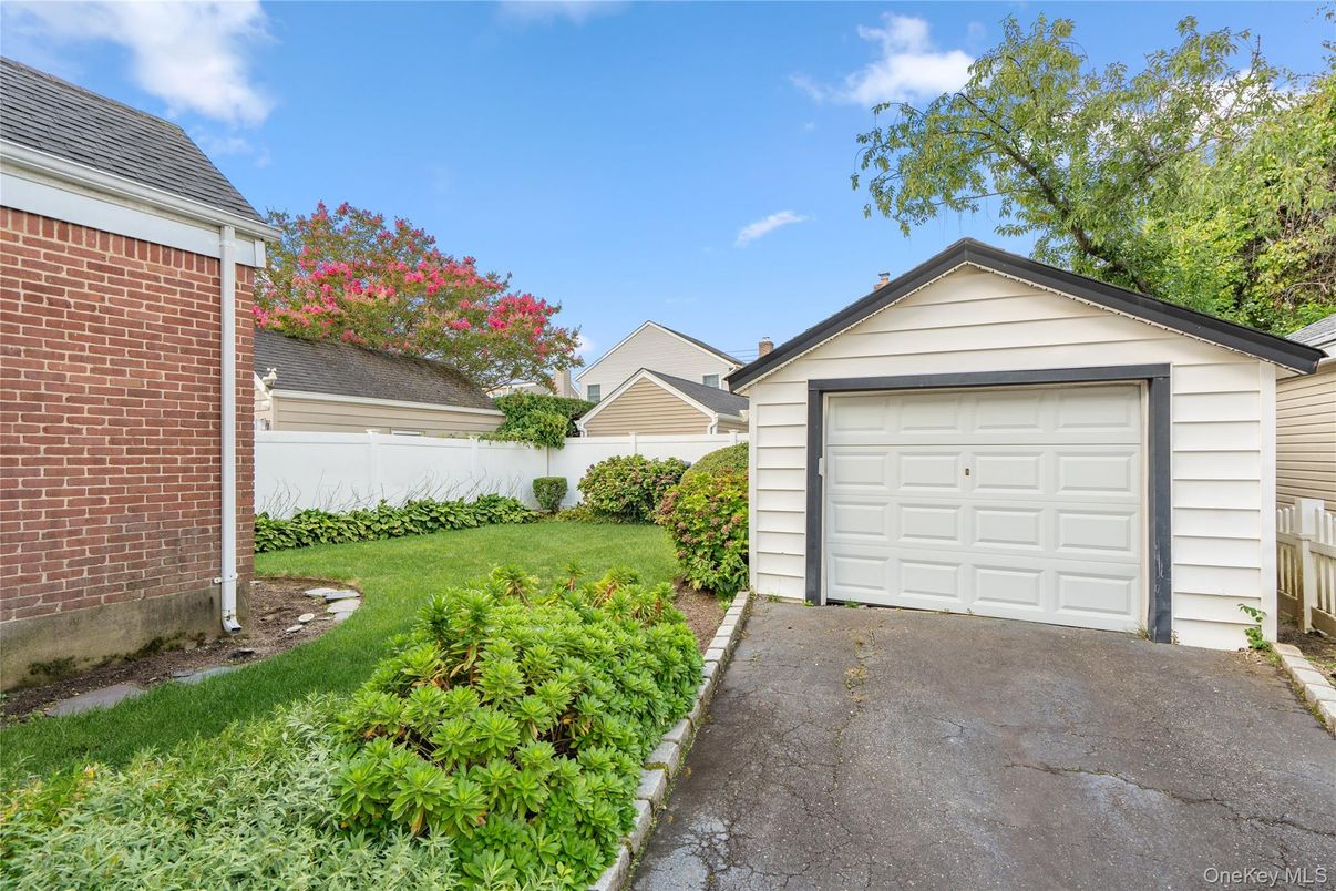 Backyard, Detached Garage, Exterior