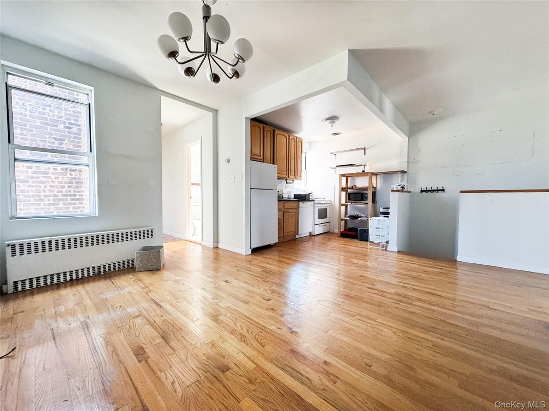 Empty room, Interior, Kitchen, Pendant Lights, Wood Texture Flooring