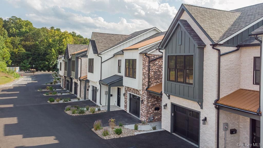 Attached, Exterior, Facade, Brick Facade, Farmhouse