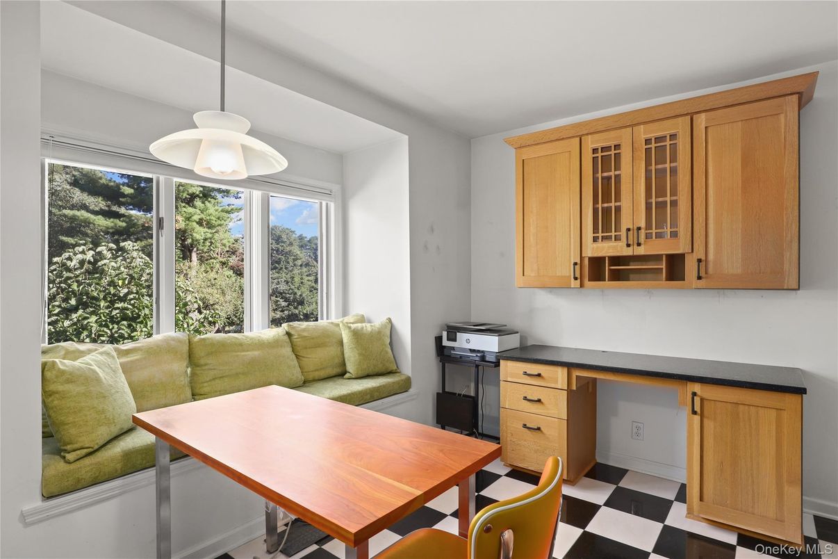 Dining room, Interior, Pendant Lights