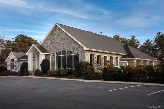 Exterior, Facade, Brick Facade, Brick Traditional