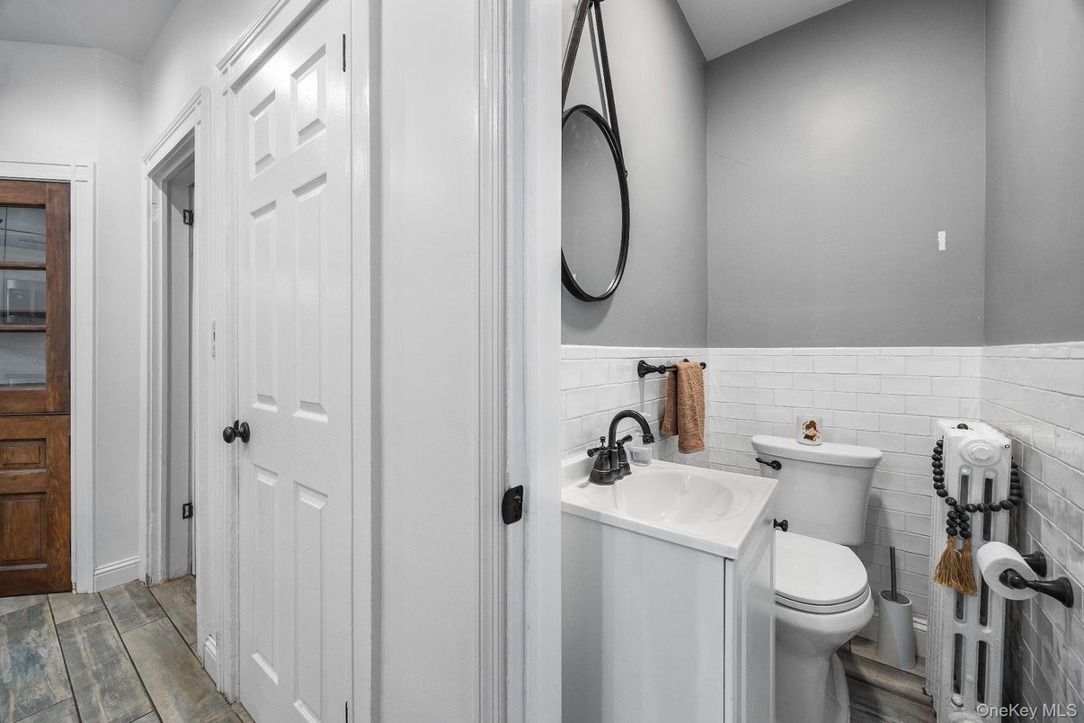 Bathroom, Interior, Wood Texture Flooring