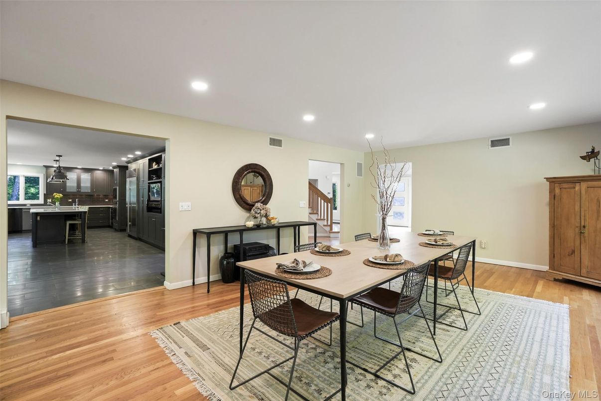 Dining room, Interior, Kitchen, Pendant Lights, Recessed Lighting, Wood Texture Flooring