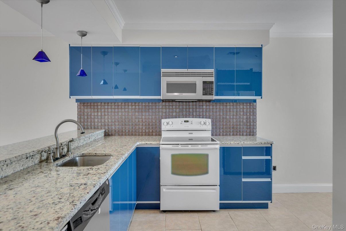 Interior, Kitchen, Pendant Lights