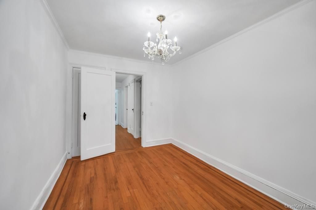 Chandelier, Empty room, Interior, Wood Texture Flooring
