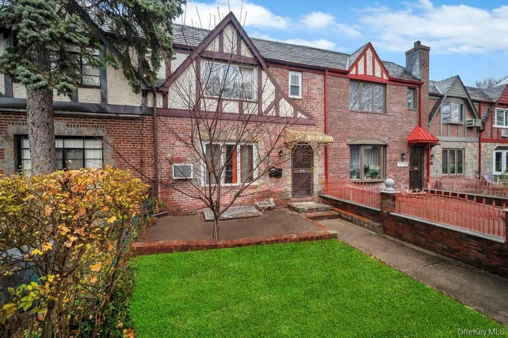 Exterior, Facade, Brick Facade, Tudor Revival