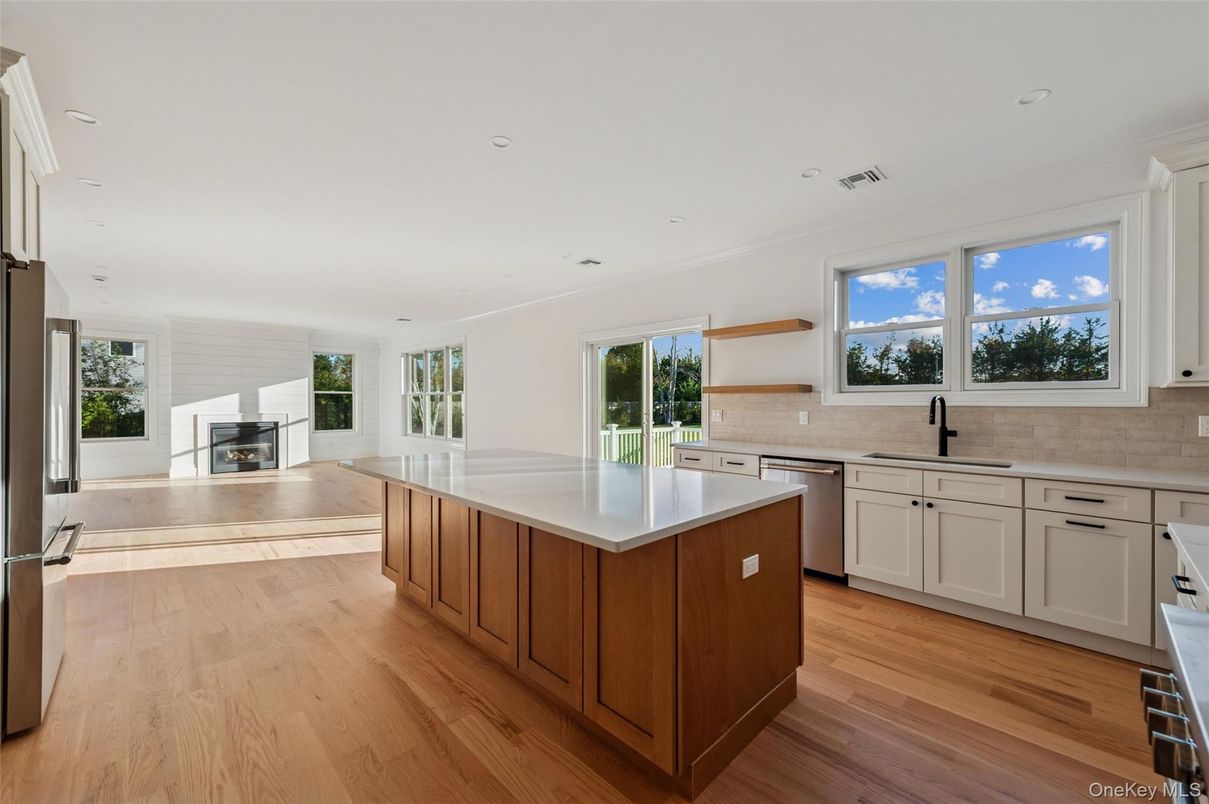 Fireplace, Interior, Kitchen, Recessed Lighting, Wood Texture Flooring
