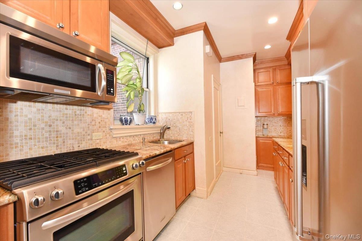 Interior, Kitchen, Recessed Lighting, Stainless Steel Appliances