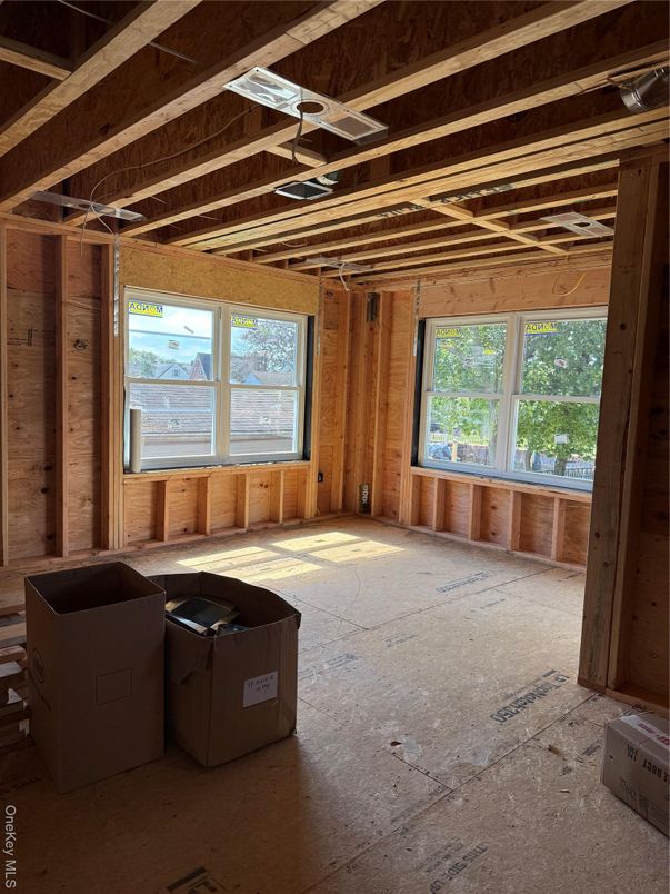 Empty room, Interior, Wooden Beams, Wooden Walls