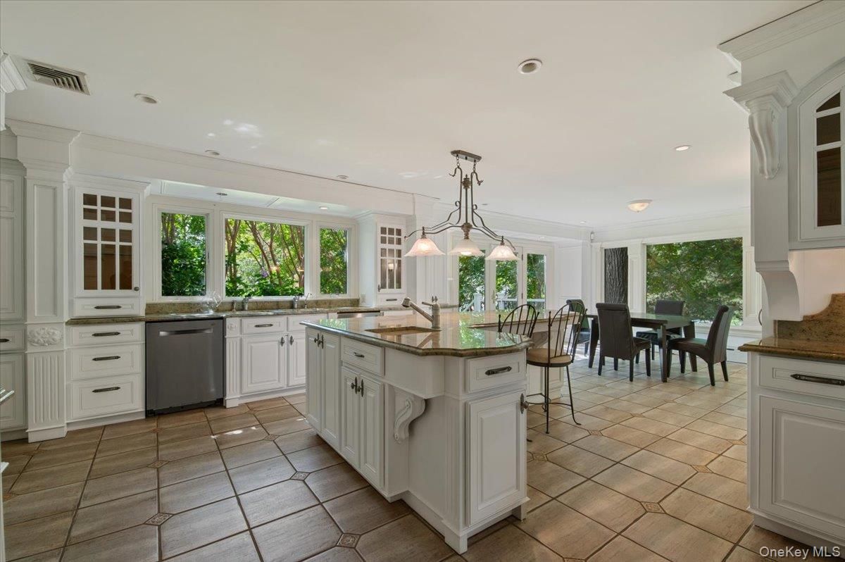 Dining room, Interior, Kitchen, Pendant Lights, Recessed Lighting