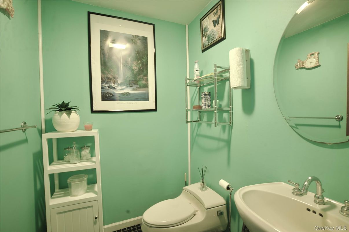 Bathroom, Interior