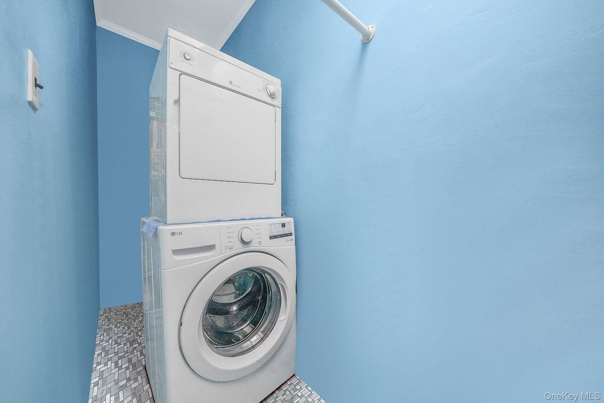 Interior, Utility Closets, Washer