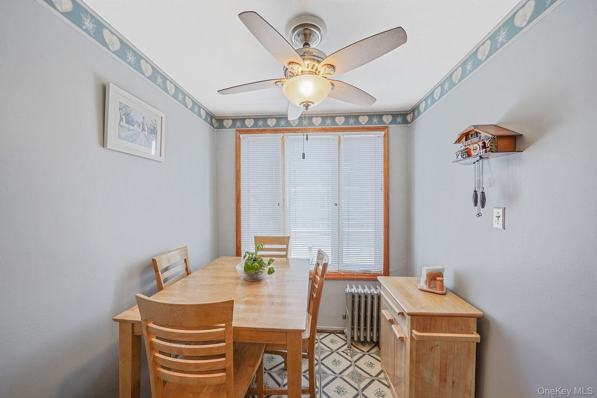 Dining room, Interior
