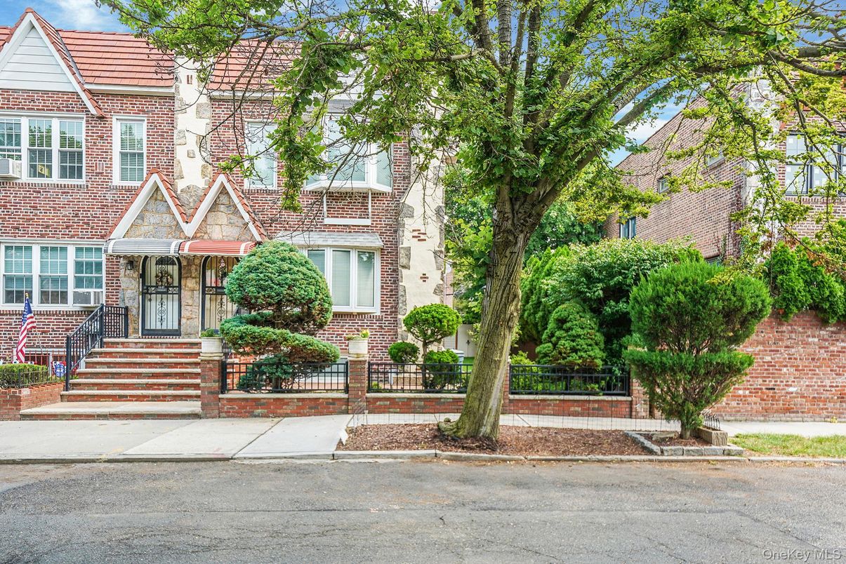 Exterior, Facade, Brick Facade, Tudor Revival