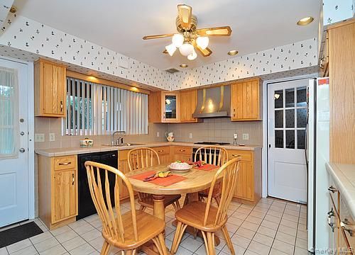 Dining room, Interior, Kitchen, Recessed Lighting