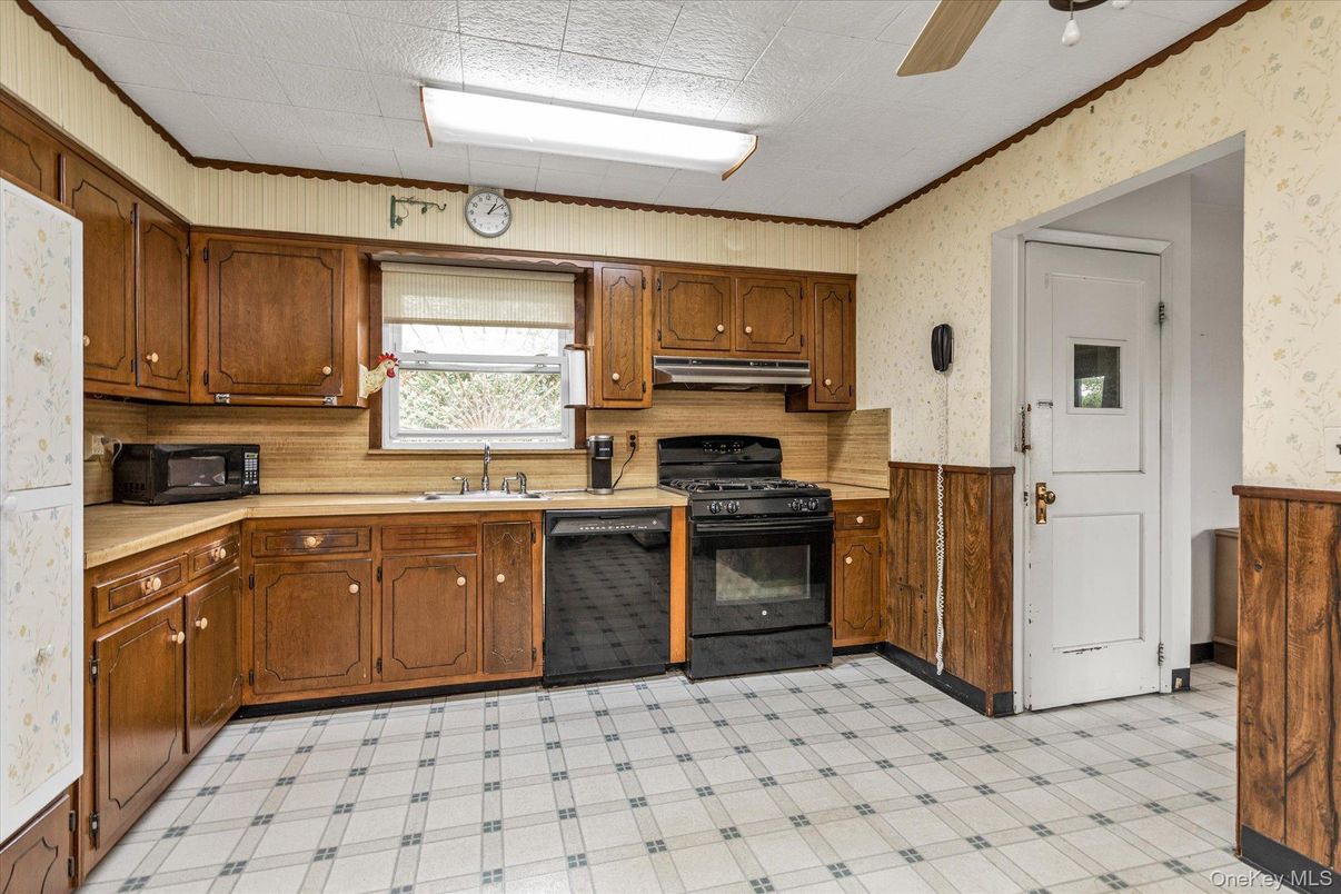 Interior, Kitchen