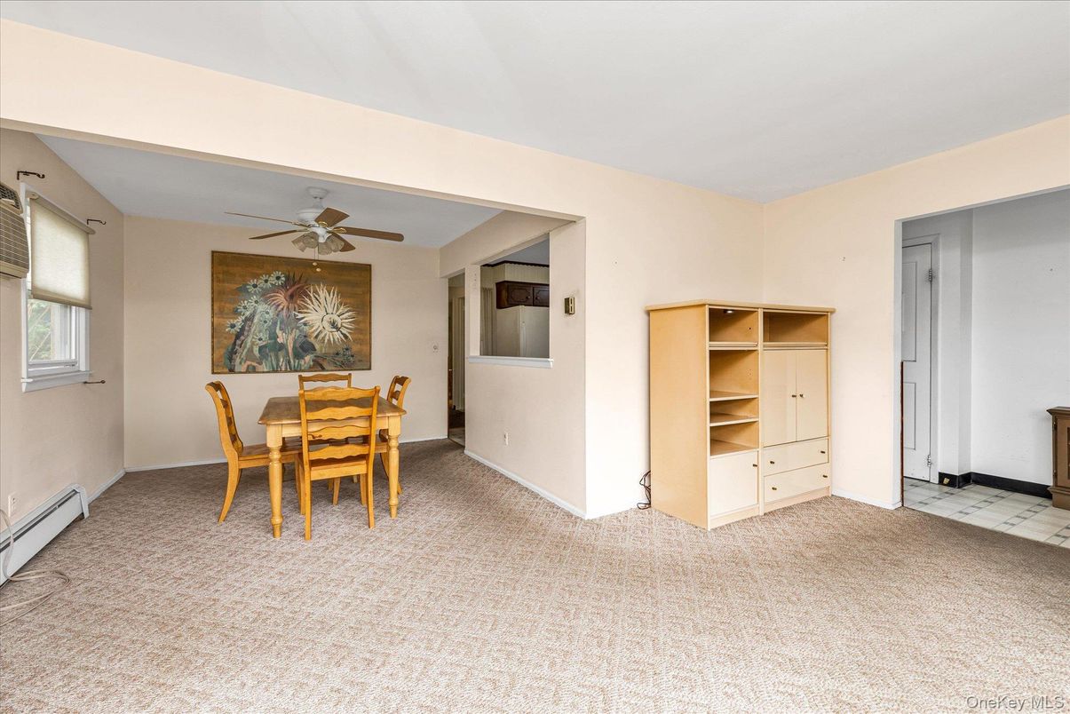 Dining room, Interior